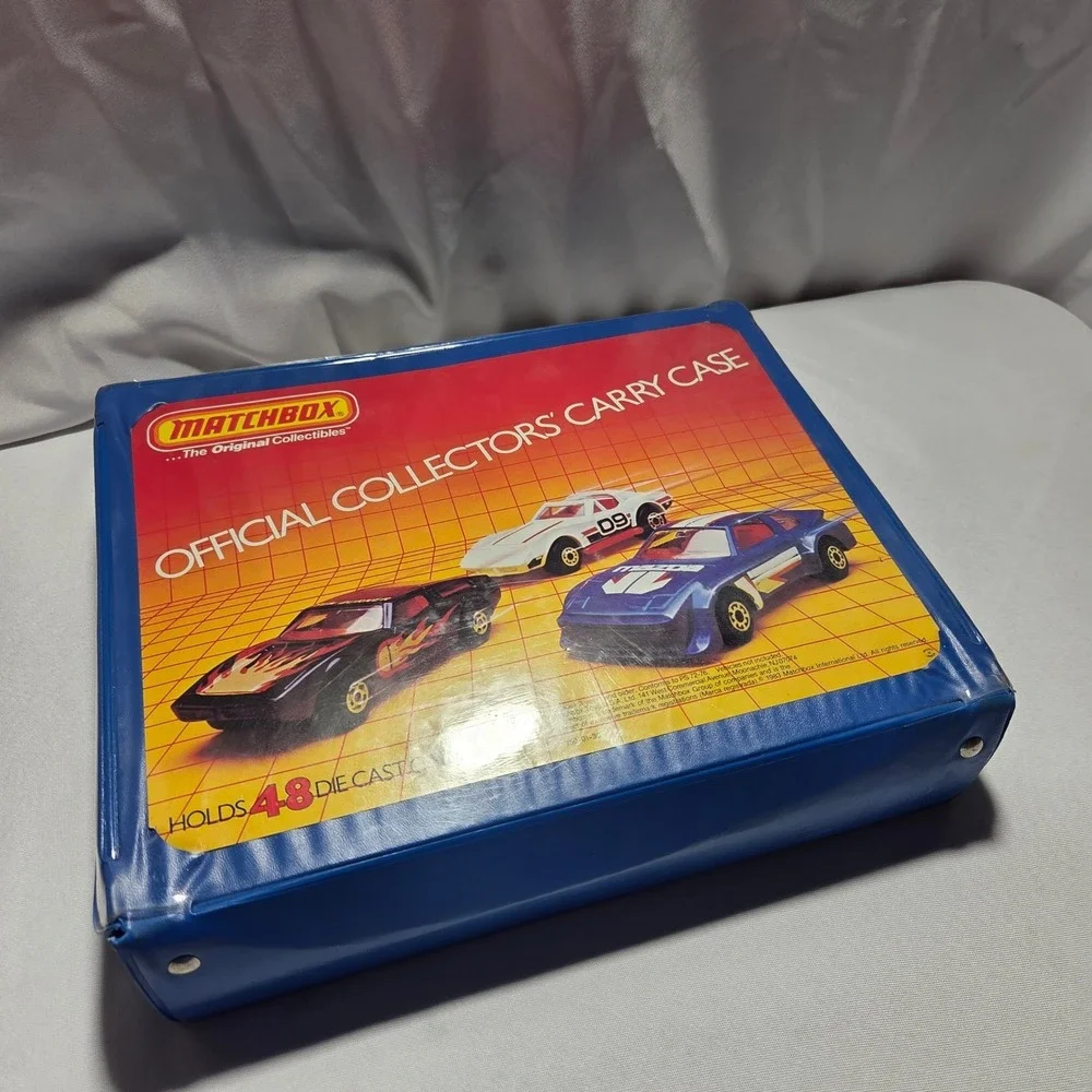 Vintage 1983 Matchbox Carry Case Blue Vinyl with 24 Hot Wheels Matchbox Cars Lot